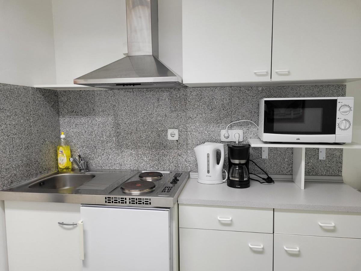 Budget Studio Near Prater Wina Bagian luar foto