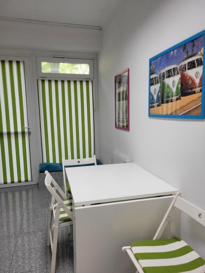 Budget Studio Near Prater Wina Bagian luar foto